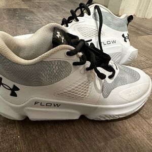 Women’s Under Armour court shoes. Size 10